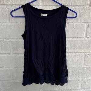 Tucker + Tate Lace Navy Hem Tank Top sz 8/10/ M